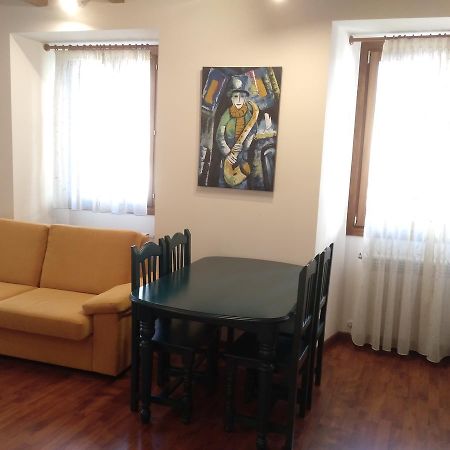 Apartamentos Turisticos Javier Lugo Luaran gambar
